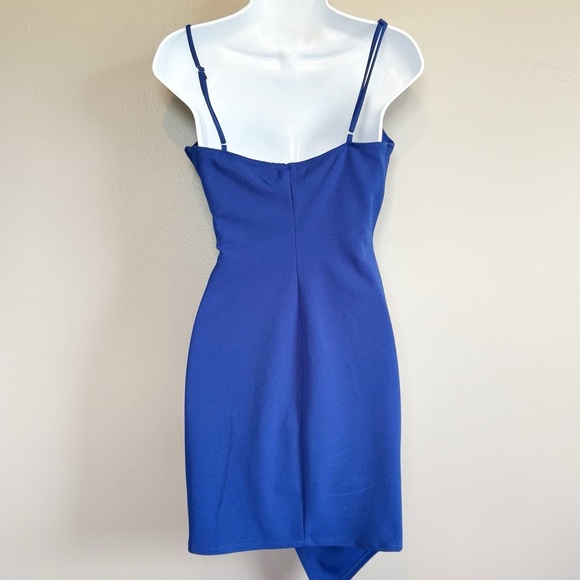 Emerald Sundae Asymmetrical Cocktail Dress Blue NET Women’s Medium - Picture 2 of 8